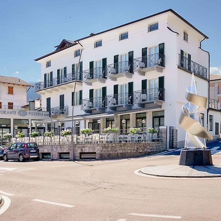 Residence Riva Del Lario Gravedona Ngoại thất bức ảnh