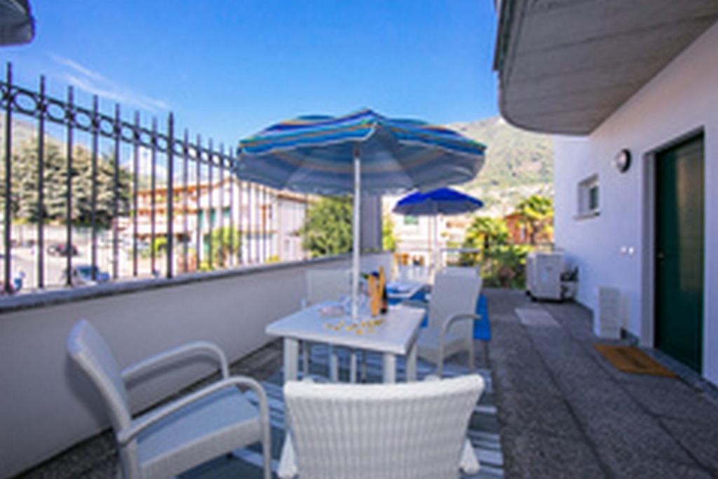 Residence Riva Del Lario Gravedona Ngoại thất bức ảnh