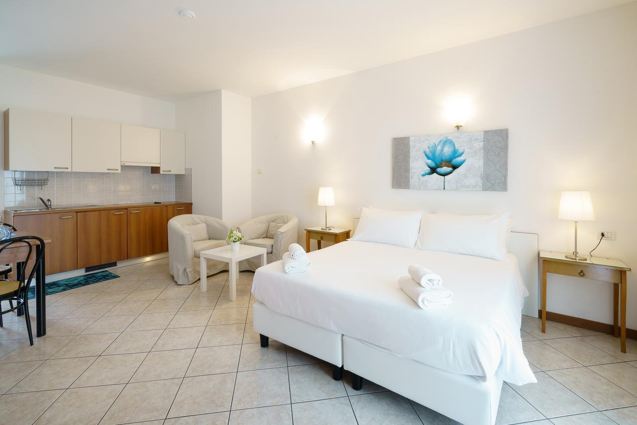 Residence Riva Del Lario Gravedona Ngoại thất bức ảnh